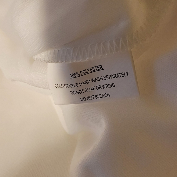 Elegant White Strapless Dress - Picture 13 of 14